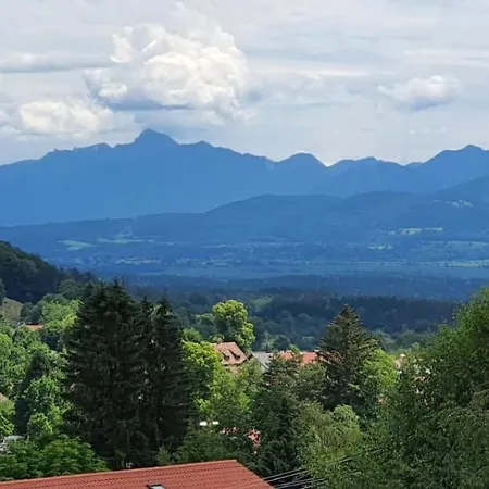アパート Alpenblick *